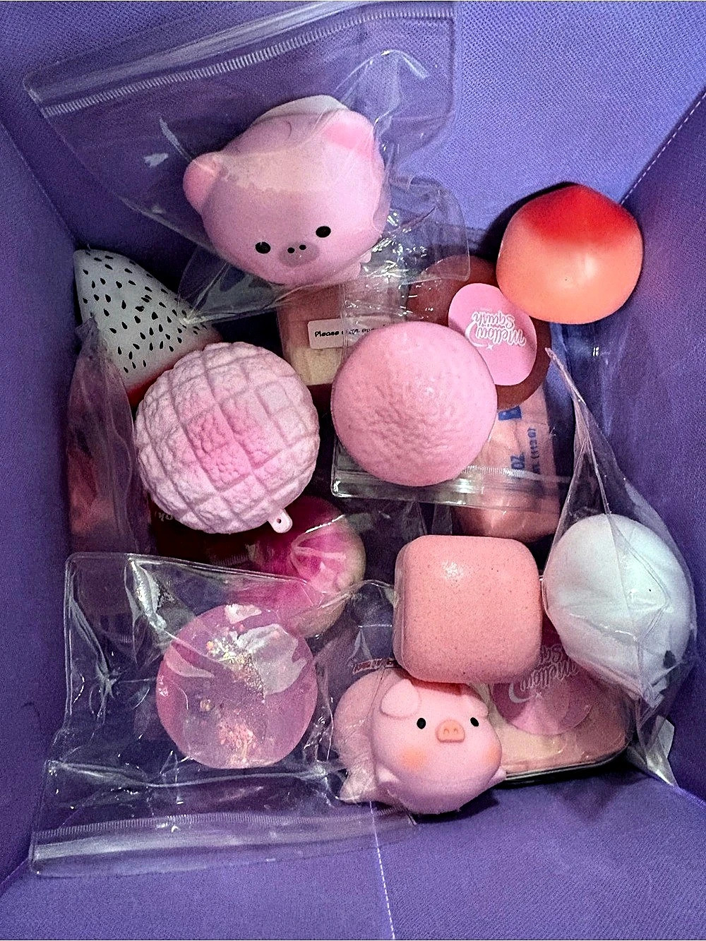 Pink squish. Crunchy & Slowrise/moldable&slush. Reserved.